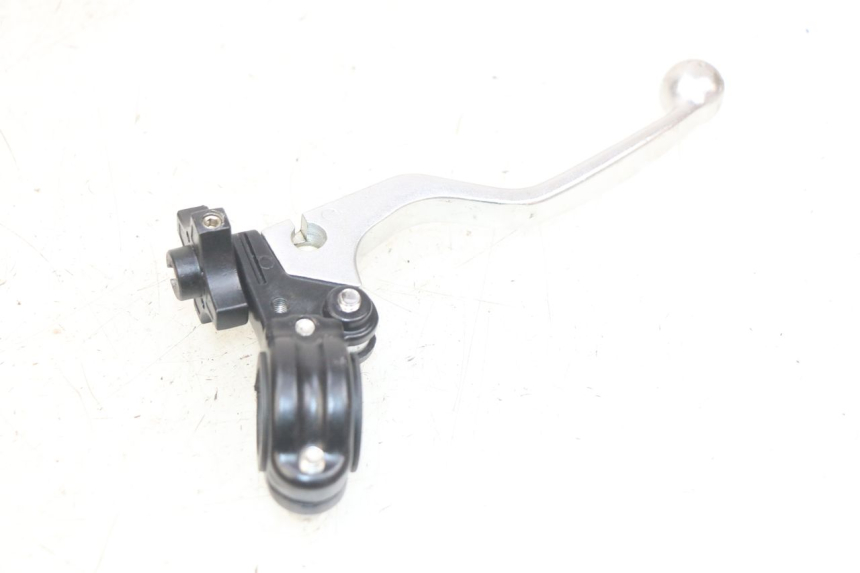 photo de CLUTCH LEVER APOLLO RFZ 150 - Zoom on usage condition