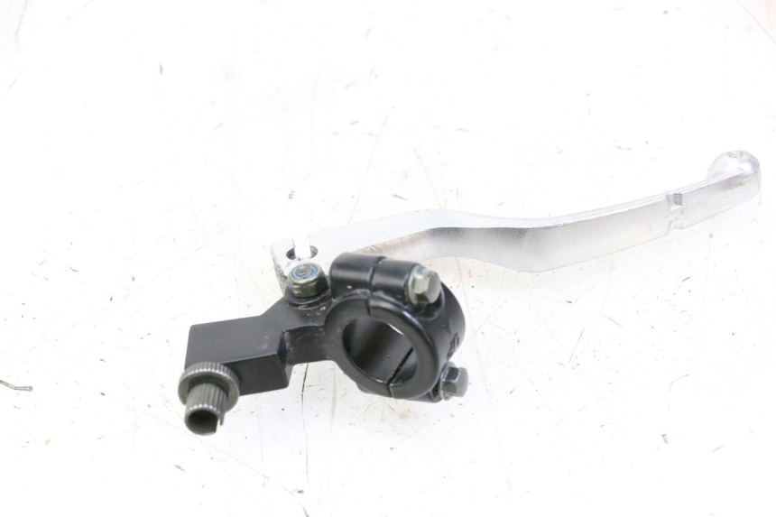photo de CLUTCH LEVER MOUNT APOLLO RFZ 125 - Zoom on usage condition