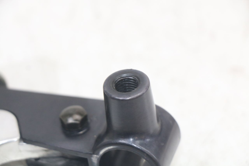photo de CLUTCH LEVER MOUNT SUZUKI GS F 500 (2004 - 2007) - Product overview