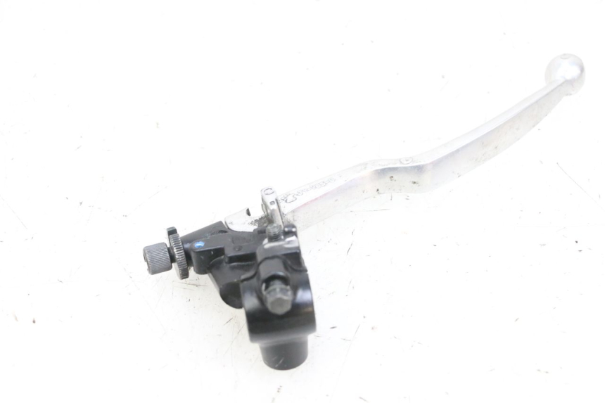 photo de CLUTCH LEVER MOUNT YAMAHA TDM ABS 900 (2002 - 2014) - Technical close-up