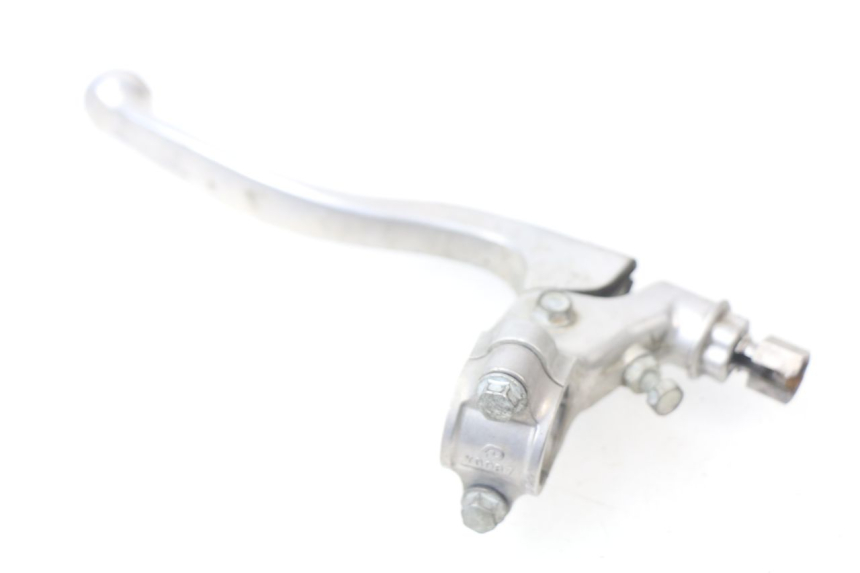 photo de CLUTCH LEVER MOUNT YAMAHA YZF YZ-F 450 (2018 - 2021) - Zoom on usage condition