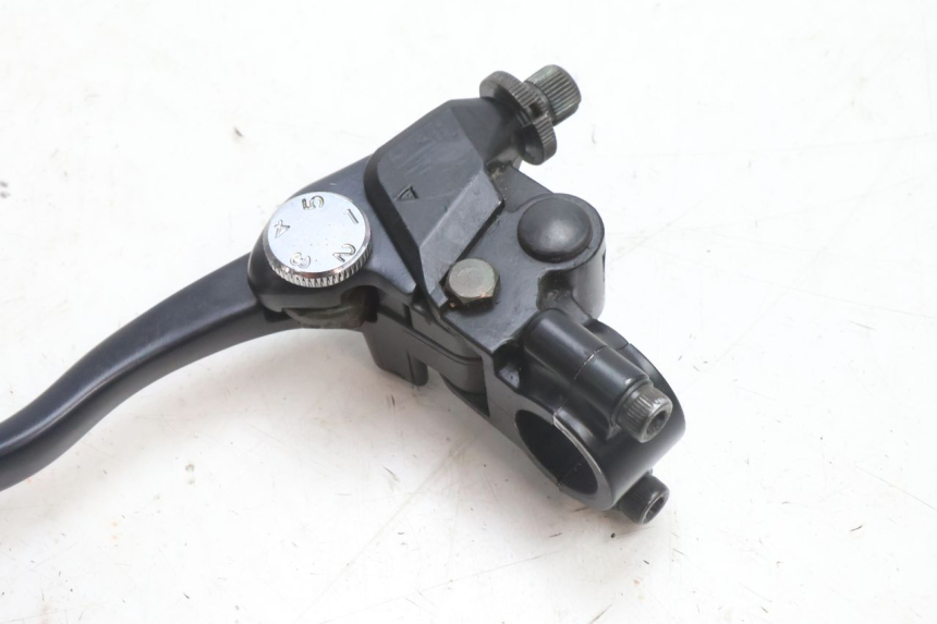 photo de CLUTCH LEVER KAWASAKI ZZR 600 (1995 - 2004) - Zoom on usage condition