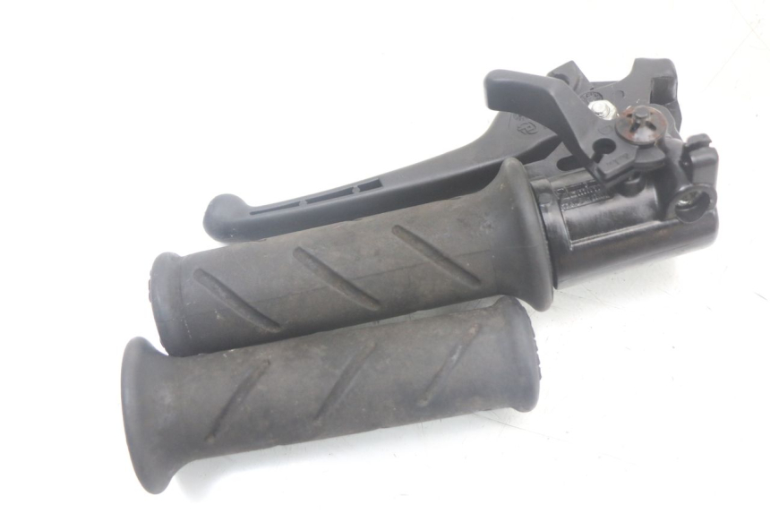 photo de RIGHT BRAKE LEVER PEUGEOT 103 VOGUE VS2 50 (2004 - 2017) - Alternative perspective