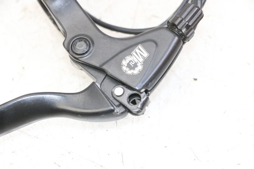 photo de RIGHT BRAKE LEVER MOUNT DUALTRON AMINIA 1 - Component detail