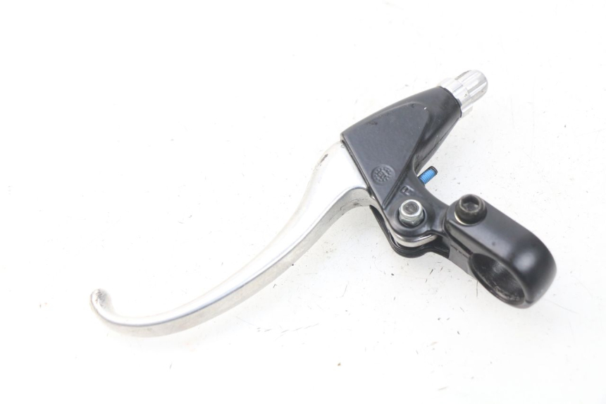 photo de RIGHT BRAKE LEVER MOUNT DERBI DIRT BOY 4T 50 - Zoom on usage condition