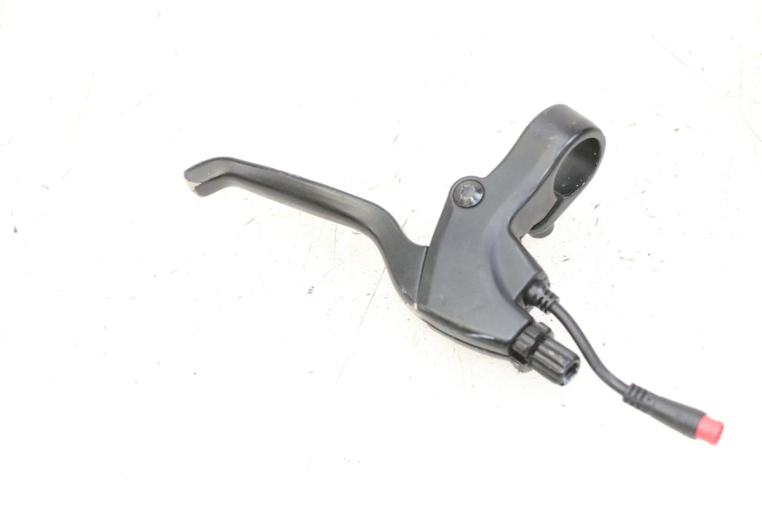 photo de RIGHT BRAKE LEVER KUKIRIN G2 MASTER 1 - Technical close-up
