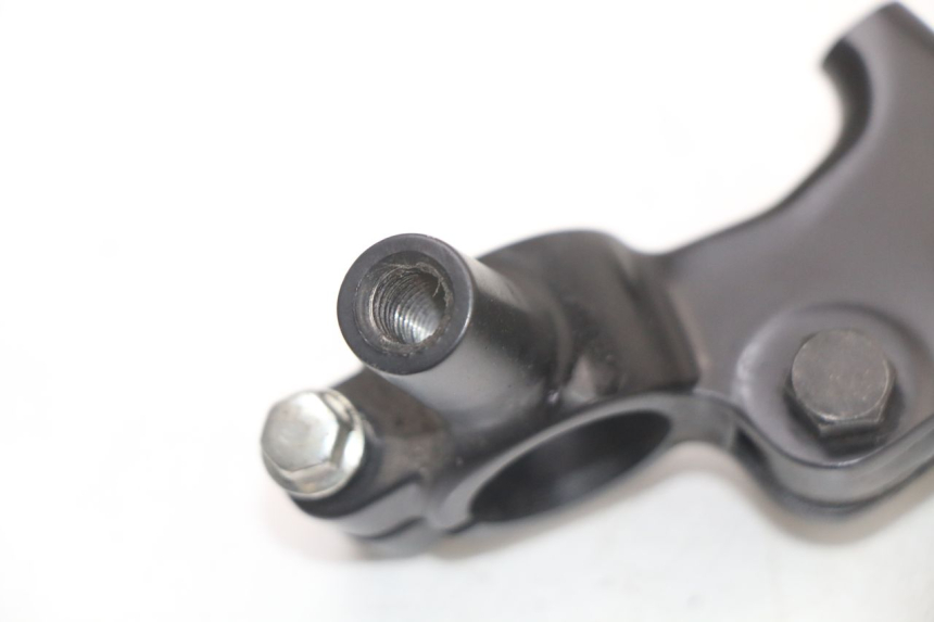 photo de RIGHT BRAKE LEVER MOUNT MBK OVETTO ONE 2T 50 (2013 - 2017) - Component detail