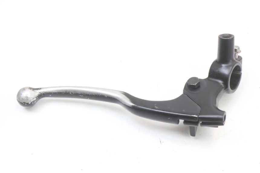 photo de RIGHT BRAKE LEVER MOUNT MBK OVETTO ONE 2T 50 (2013 - 2017) - Zoom on usage condition