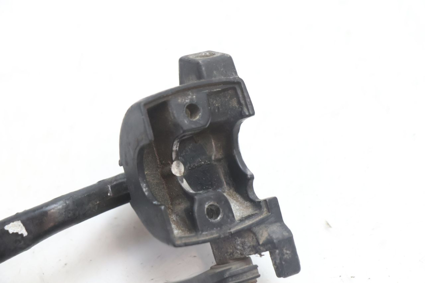 photo de LEFT BRAKE LEVER MOUNT MBK BOOSTER SPIRIT 50 (1996 - 1999) - Technical close-up