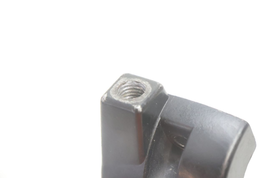 photo de LEFT BRAKE LEVER MOUNT MBK DAKOTA 50 (2003 - 2008) - Component detail