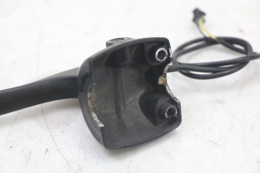 photo de LEFT BRAKE LEVER MOUNT WAYSCRAL E-START 1 (2018 - 2022) - Zoom on usage condition