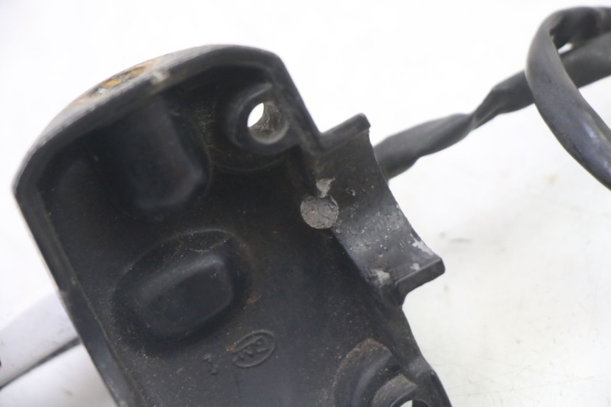 photo de LEFT BRAKE LEVER MOUNT KEEWAY F-ACT FACT 50 (2006 - 2011) - Alternative perspective