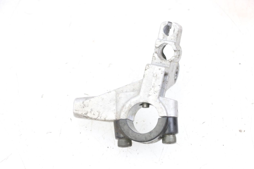 photo de LEFT BRAKE LEVER MOUNT MBK FLAME X 125 (2007 - 2016) - Alternative perspective