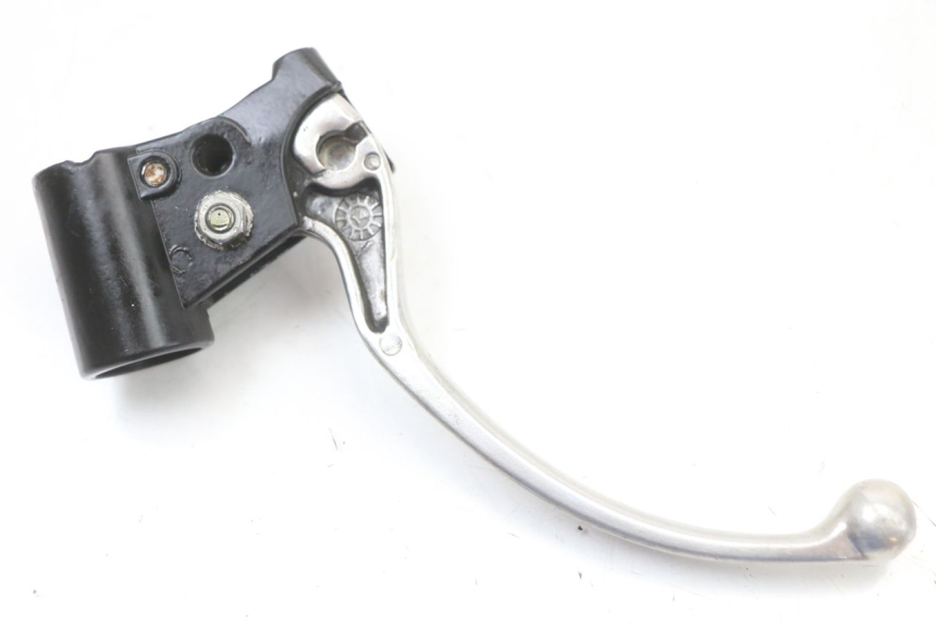 photo de LEFT BRAKE LEVER PIAGGIO FLY 2T 50 (2004 - 2017) - Zoom on usage condition