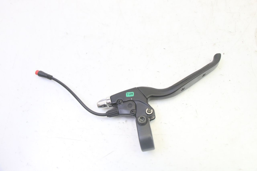 photo de LEFT BRAKE LEVER MOUNT HITWAY H5 1 - Zoom on usage condition