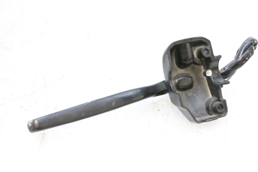 photo de LEFT BRAKE LEVER MOUNT KEEWAY MATRIX RX9 125 (2006 - 2007) - Alternative perspective