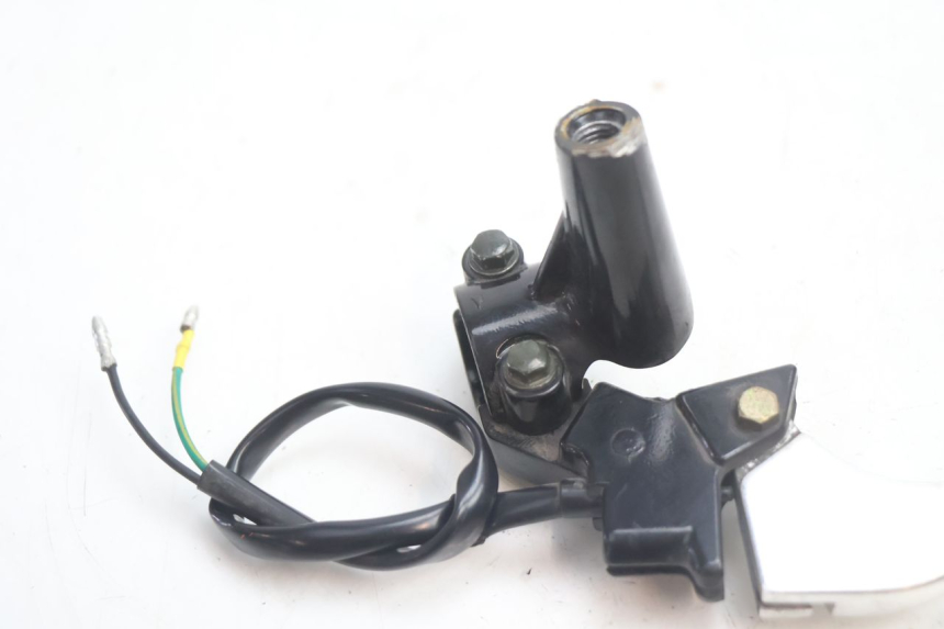 photo de LEFT BRAKE LEVER MOUNT KYMCO MOVIE S 125 (2009 - 2018) - Zoom on usage condition