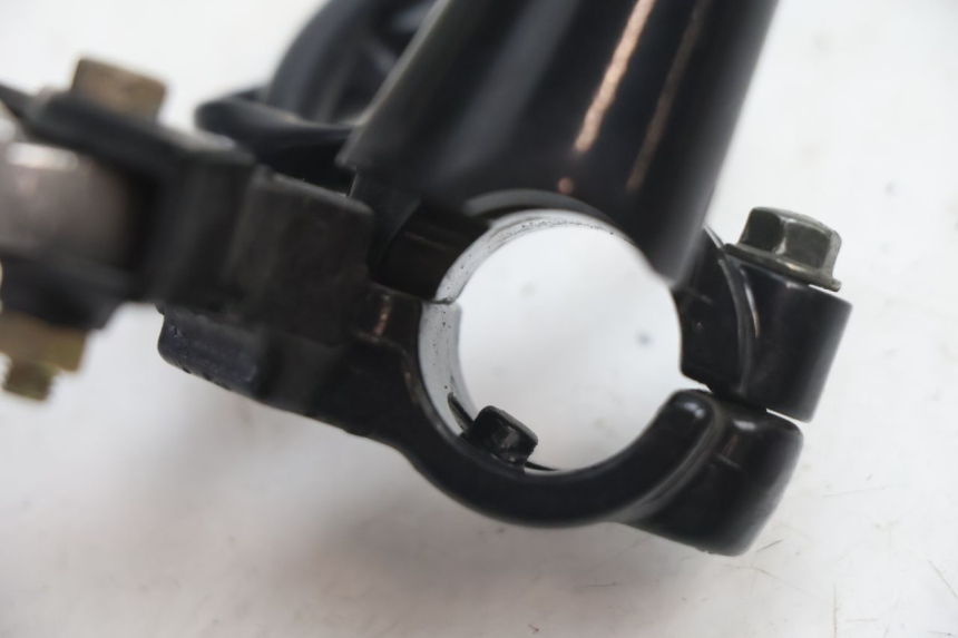 photo de LEFT BRAKE LEVER MOUNT KYMCO MOVIE S 125 (2009 - 2018) - Markings and original references