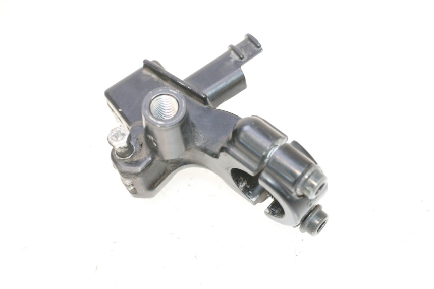 photo de LEFT BRAKE LEVER MOUNT HONDA PCX (JF57/JF64) 125 (2014 - 2018) - Zoom on usage condition