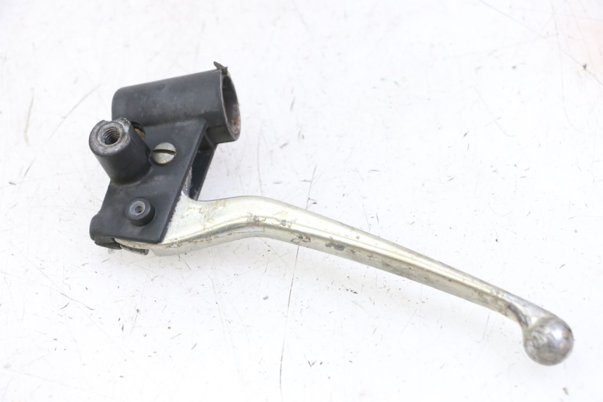 photo de LEFT BRAKE LEVER MOUNT PIAGGIO VESPA LX 150 (2005 - 2013) - Main view