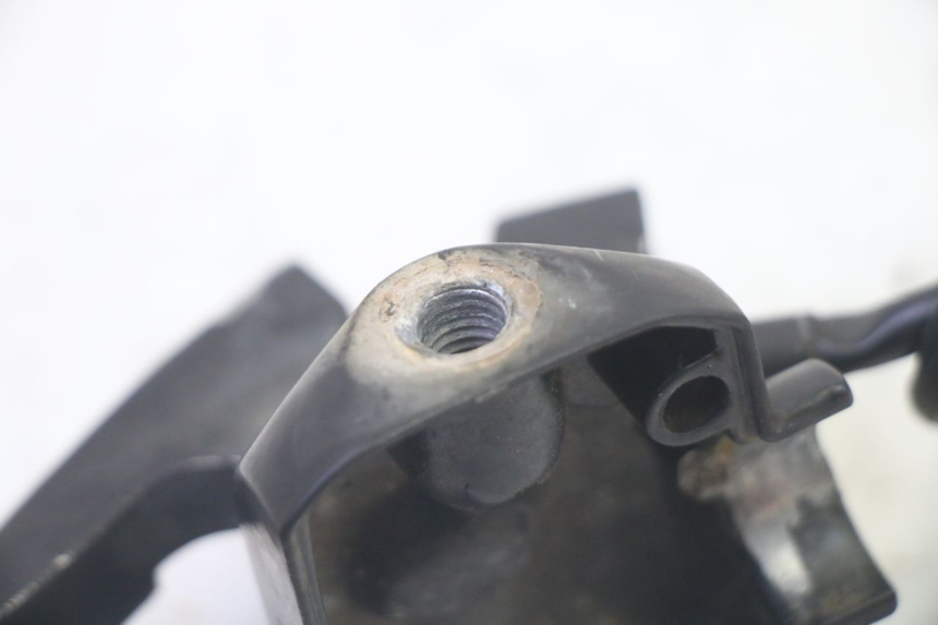 photo de LEFT BRAKE LEVER MOUNT RIDE RACE 2T 50 (2012 - 2017) - Zoom on usage condition