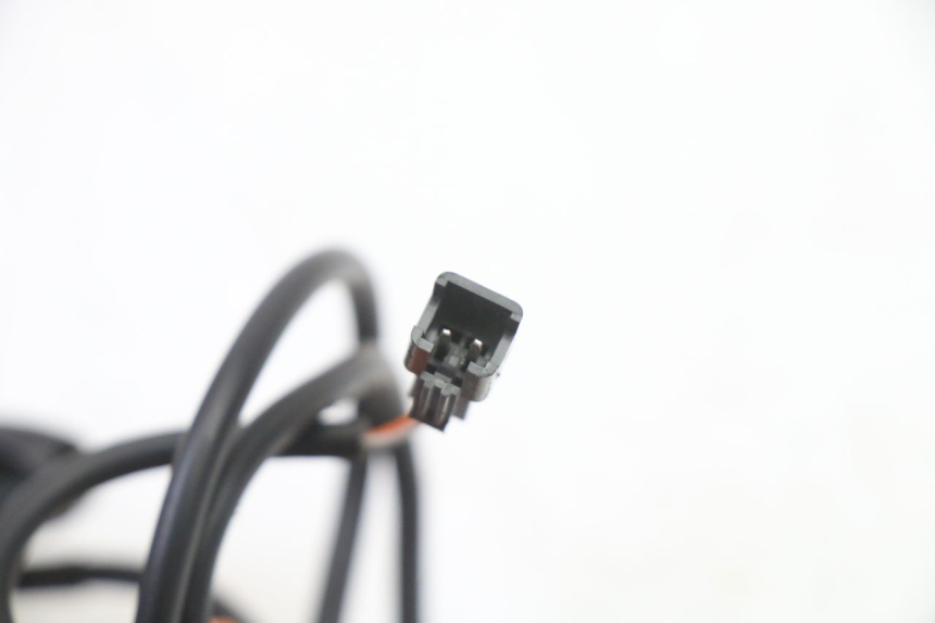 photo de LEFT BRAKE LEVER MOUNT PUNK ELECTRIC RIDER 1 - Fixing points details