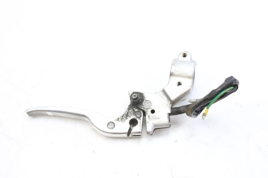 photo de LEFT BRAKE LEVER KYMCO SENTO 100 (2008 - 2013) - Zoom on usage condition