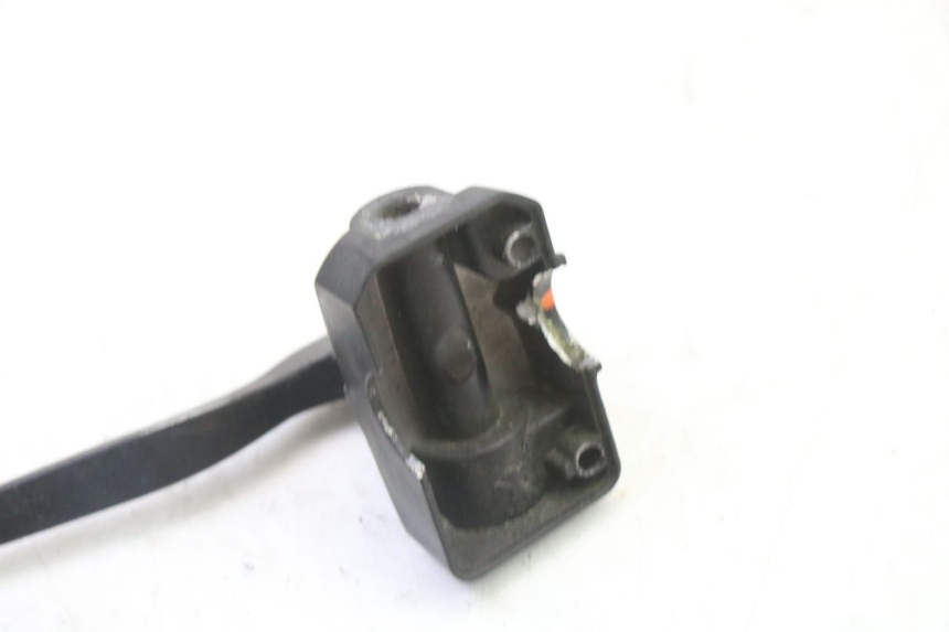 photo de LEFT BRAKE LEVER MOUNT PEUGEOT STREETZONE I NAKED 2T 50 (2018 - 2020) - Alternative perspective