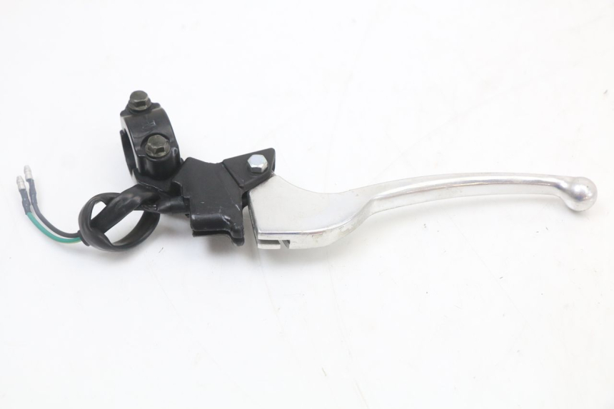 photo de LEFT BRAKE LEVER MOUNT KYMCO SUPER 8 4T 50 (2018 - 2020) - Zoom on usage condition