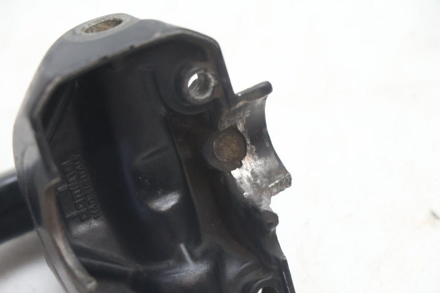 photo de LEFT BRAKE LEVER MOUNT PEUGEOT TREKKER TKR 50 (2005 - 2014) - Fixing points details