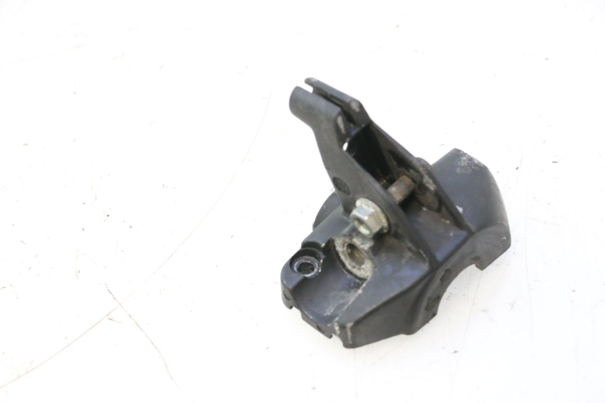 photo de LEFT BRAKE LEVER MOUNT PEUGEOT TREKKER 50 (1995 - 2004) - Main view