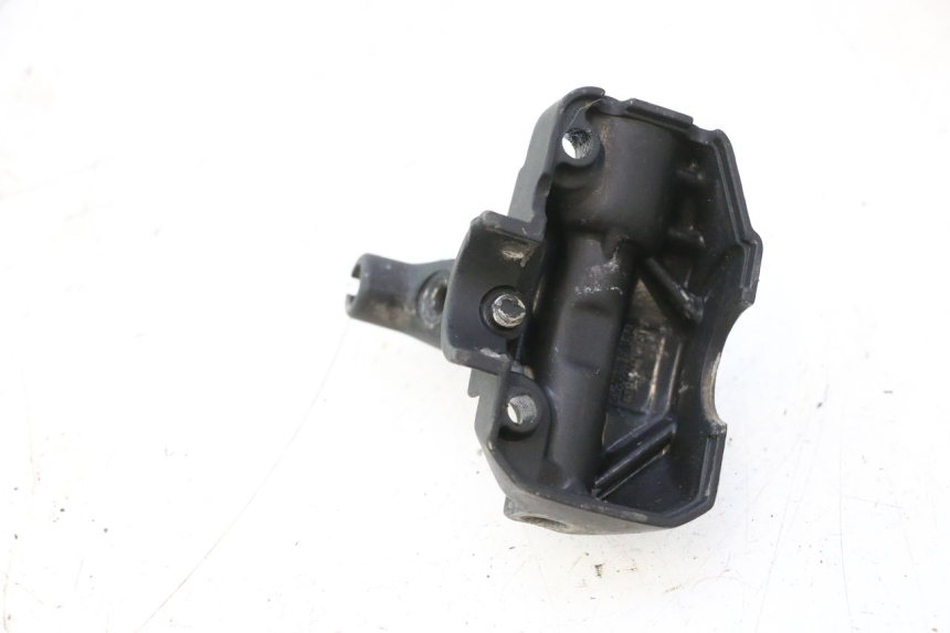 photo de LEFT BRAKE LEVER MOUNT PEUGEOT TREKKER 50 (1995 - 2004) - Alternative perspective