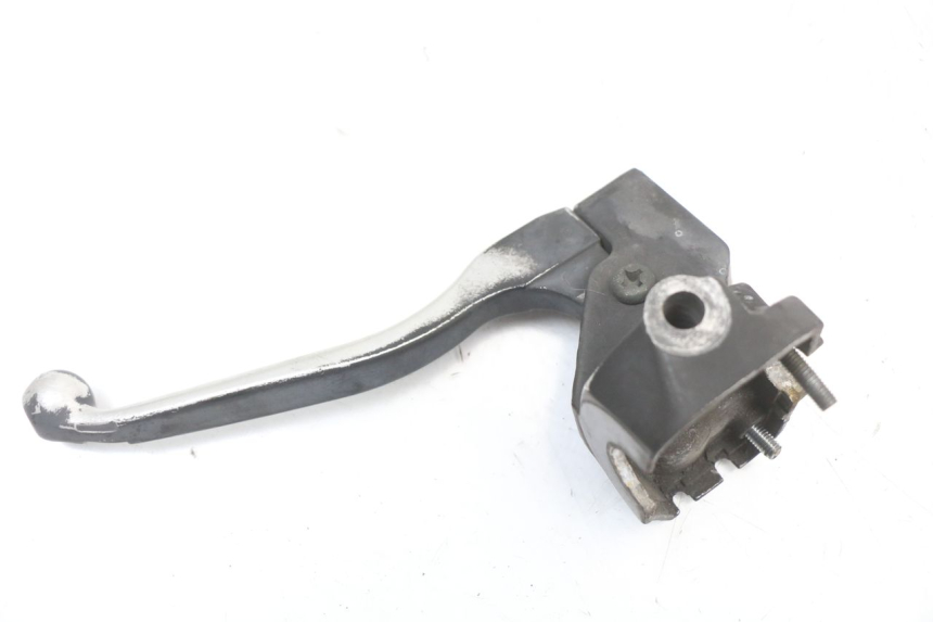 photo de LEFT BRAKE LEVER MOUNT PEUGEOT VIVACITY NEW 4T 50 (2008 - 2017) - Zoom on usage condition