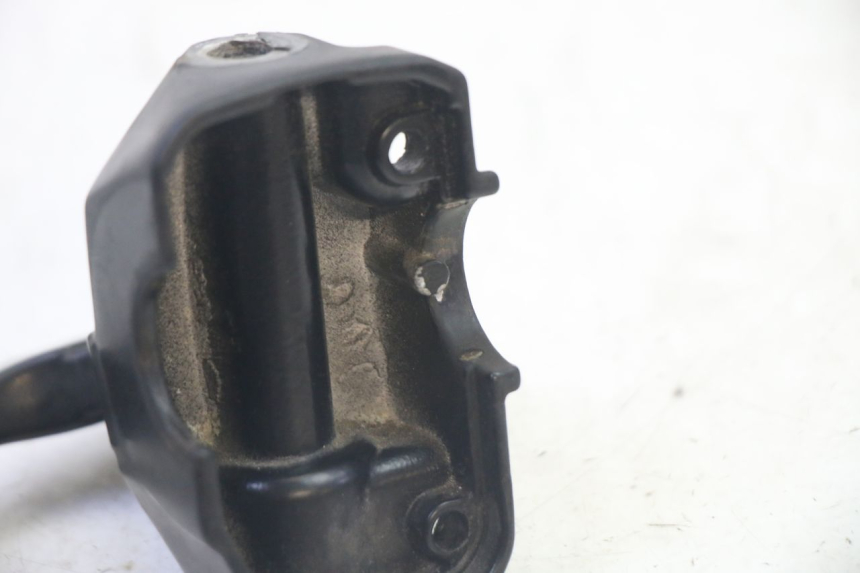 photo de LEFT BRAKE LEVER MOUNT PEUGEOT VIVACITY NEW 4T 50 (2008 - 2017) - Technical close-up