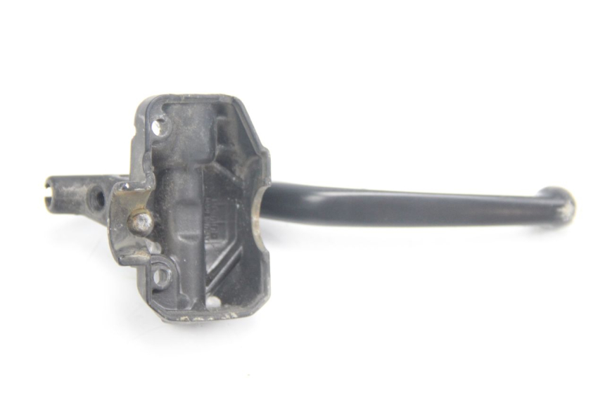 photo de LEFT BRAKE LEVER MOUNT PEUGEOT VIVACITY 100 (1999 - 2008) - Zoom on usage condition