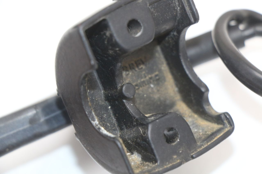 photo de LEFT BRAKE LEVER MOUNT YAMAHA YE ZEST 50 (1992 - 1998) - Technical close-up