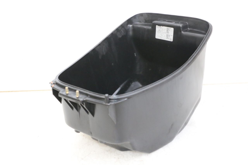 photo de SEAT STORAGE BOX KYMCO AGILITY 4T 50 (2005 - 2018) - Technical close-up
