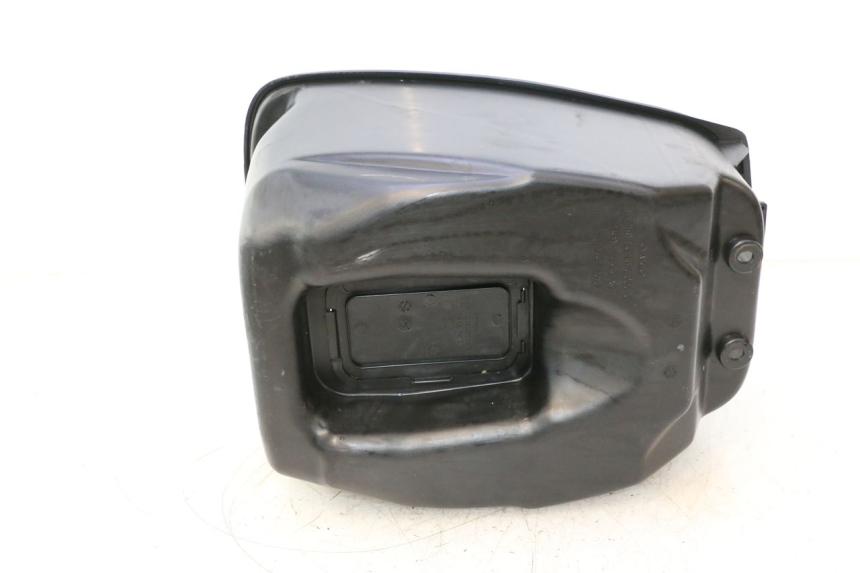 photo de SEAT STORAGE BOX KYMCO AGILITY 4T 50 (2005 - 2018) - Zoom on usage condition