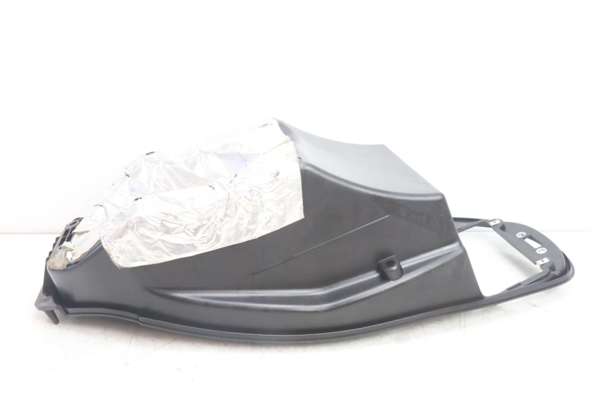 photo de UNDERSEAT STORAGE KYMCO AGILITY CITY 16P 125 (2015 - 2024) - Technical close-up