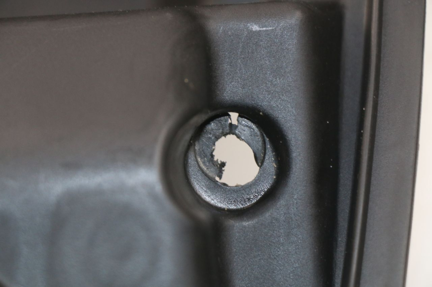 photo de UNDERSEAT STORAGE KYMCO AGILITY CITY 4T 50 (2008 - 2016) - Zoom on usage condition