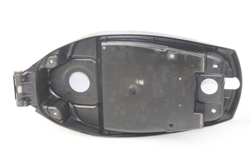 photo de SEAT STORAGE BOX MBK BOOSTER SPIRIT 50 (2004 - 2017) - Product overview