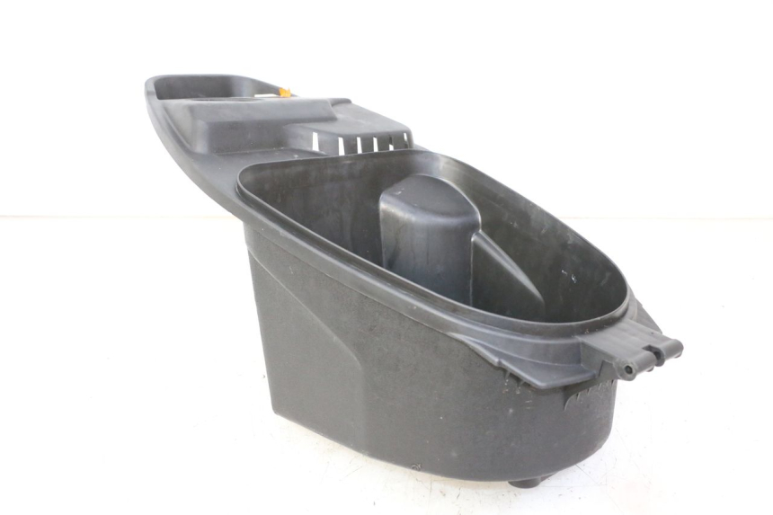 photo de UNDERSEAT STORAGE MOTRON BREEZY 4T 50 (2021 - 2025) - Technical close-up