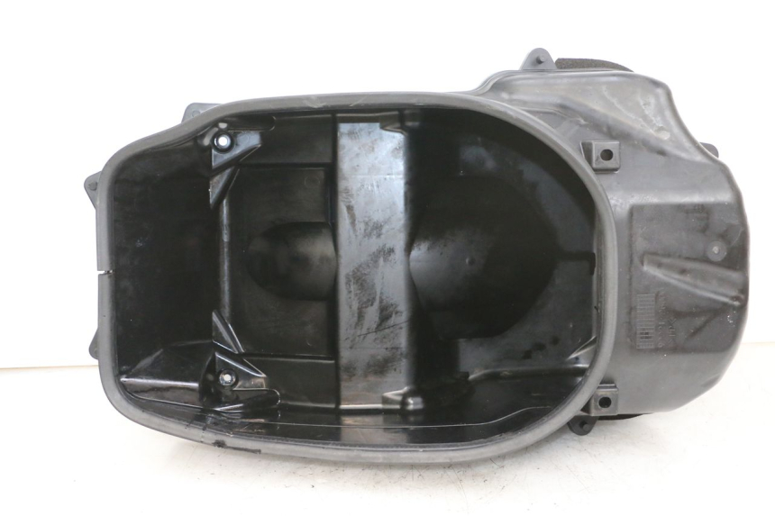 photo de SEAT BOX SUZUKI BURGMAN 650 (2013 - 2020) - Main view