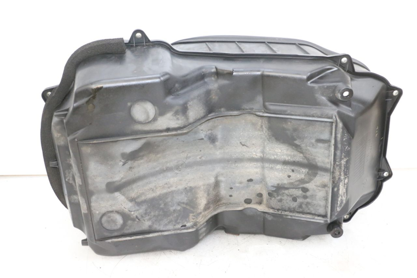 photo de SEAT BOX SUZUKI BURGMAN 650 (2013 - 2020) - Alternative perspective