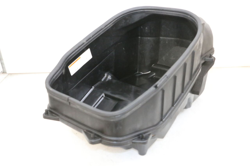 photo de SEAT BOX SUZUKI BURGMAN 650 (2013 - 2020) - Surface and material condition