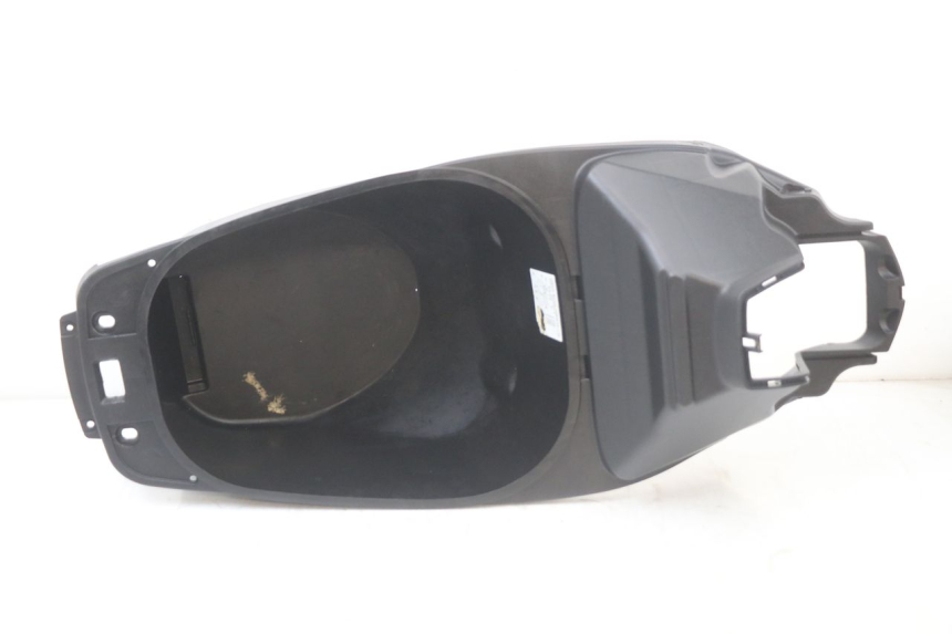 photo de SEAT STORAGE BOX YAMAHA BW'S BWS 125 (2010 - 2013) - Technical close-up