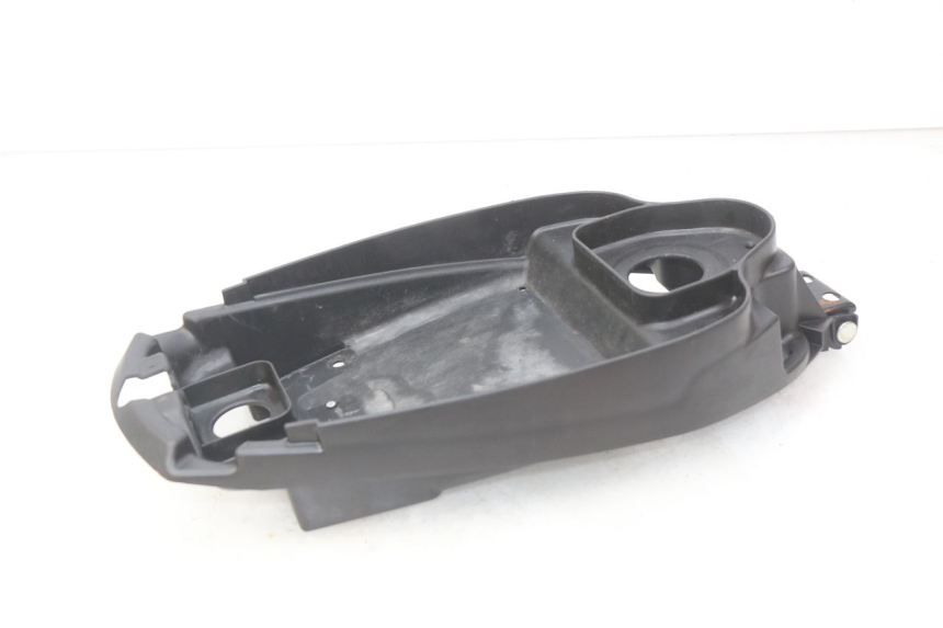 photo de SEAT STORAGE BOX YAMAHA BW'S EASY 50 (2013 - 2016) - Technical close-up