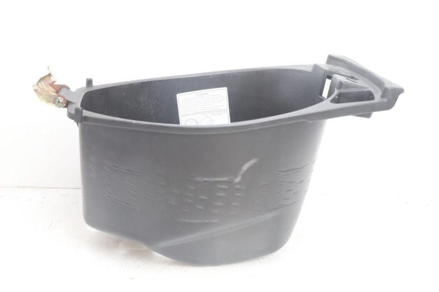 photo de UNDERSEAT STORAGE TGB CITY RS 50 (2011 - 2016) - Alternative perspective