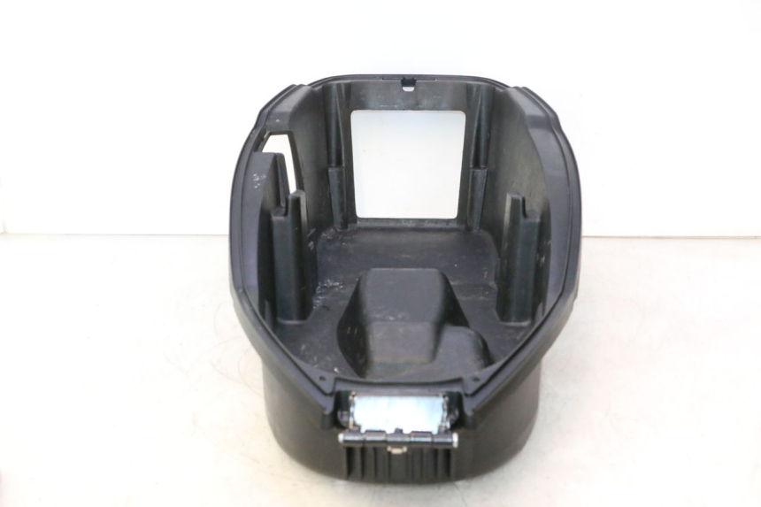photo de SEAT STORAGE BOX PEUGEOT CITYSTAR 2T 50 (2018 - 2021) - Product overview