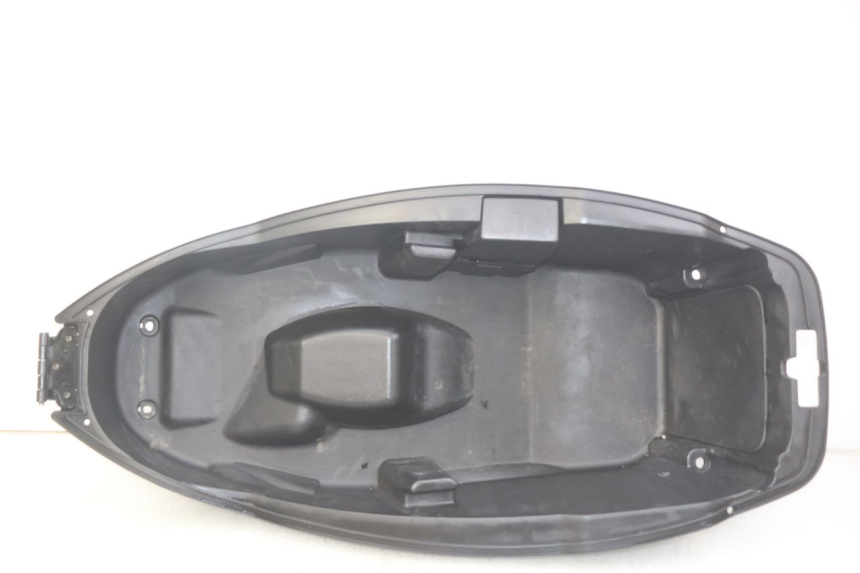 photo de SEAT STORAGE BOX PEUGEOT CITYSTAR AIR 125 (2014 - 2017) - Main view